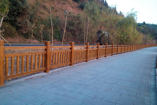 仿（fǎng）木欄杆