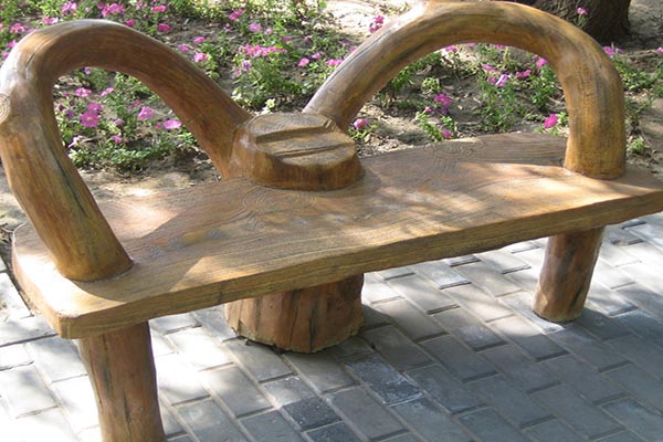 仿（fǎng）木（mù）椅子