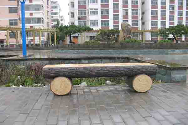 仿樹（shù）皮凳子