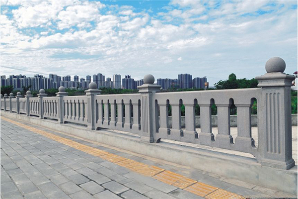 仿（fǎng）石欄杆