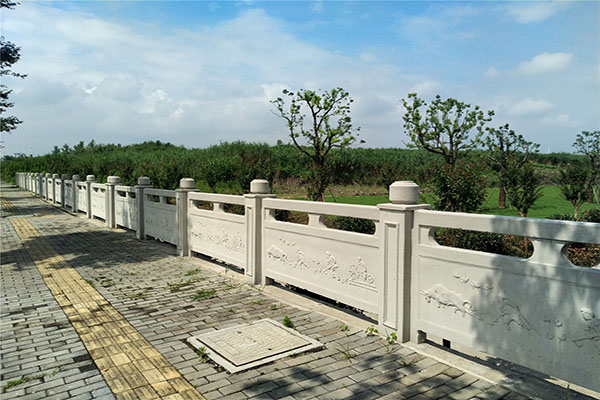 仿石欄（lán）杆